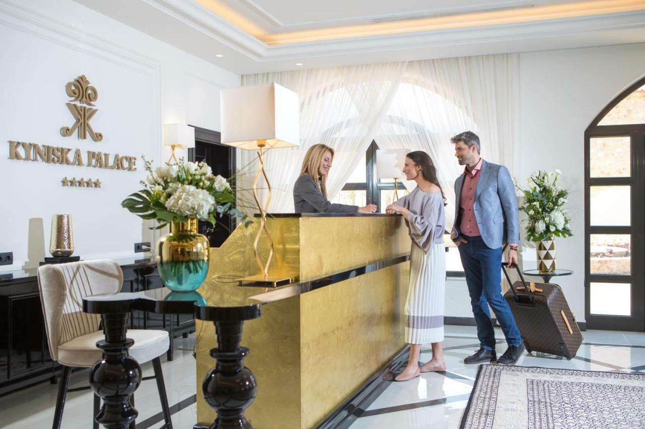 Kyniska Palace Conference & Spa Мистра Экстерьер фото